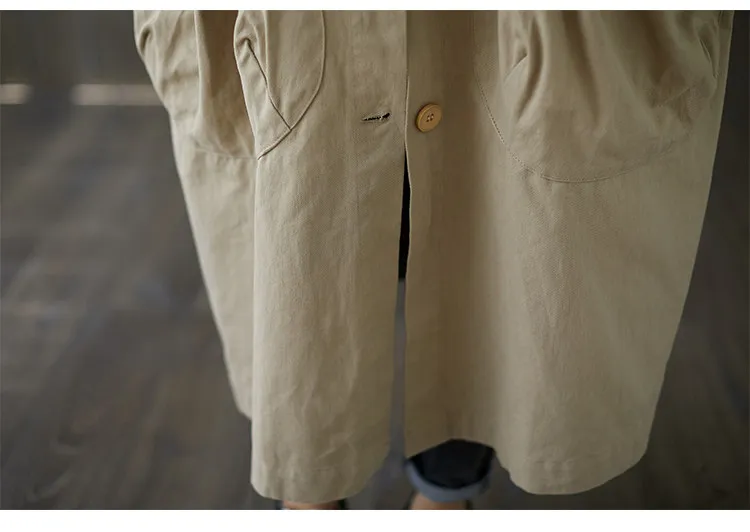 Lässiger, übergroßer, langer Damen-Trenchcoat mit großen Taschen, knielang, mit Kapuze, winddicht, warm, mit Knöpfen, Mädchen-Trenchcoat – Detail 15