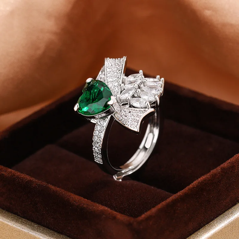 

925 Silver Emerald Green Zirconia Heart Ring with Bow Accent, Elegant Vintage Bridal Gift for Women Valentine's Day Jewelry