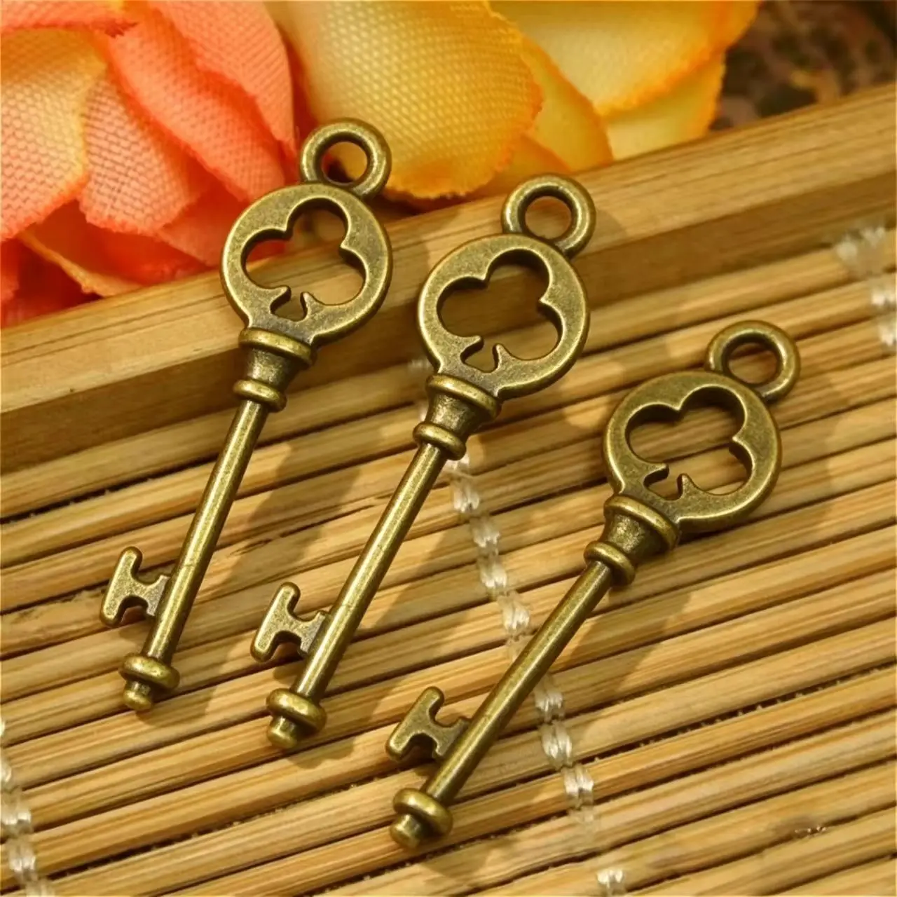 20 Pieces 8mm*28mm Antique Bronze Plated Alloy Metal Vintage Keys Charms Pendant For Jewelry Making Diy Findings