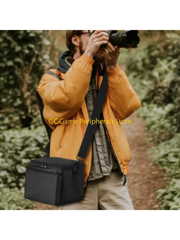 

U55B Nylon Camera Bag Case for DSLR Cameras Fleece Lined Interior Protections Safety