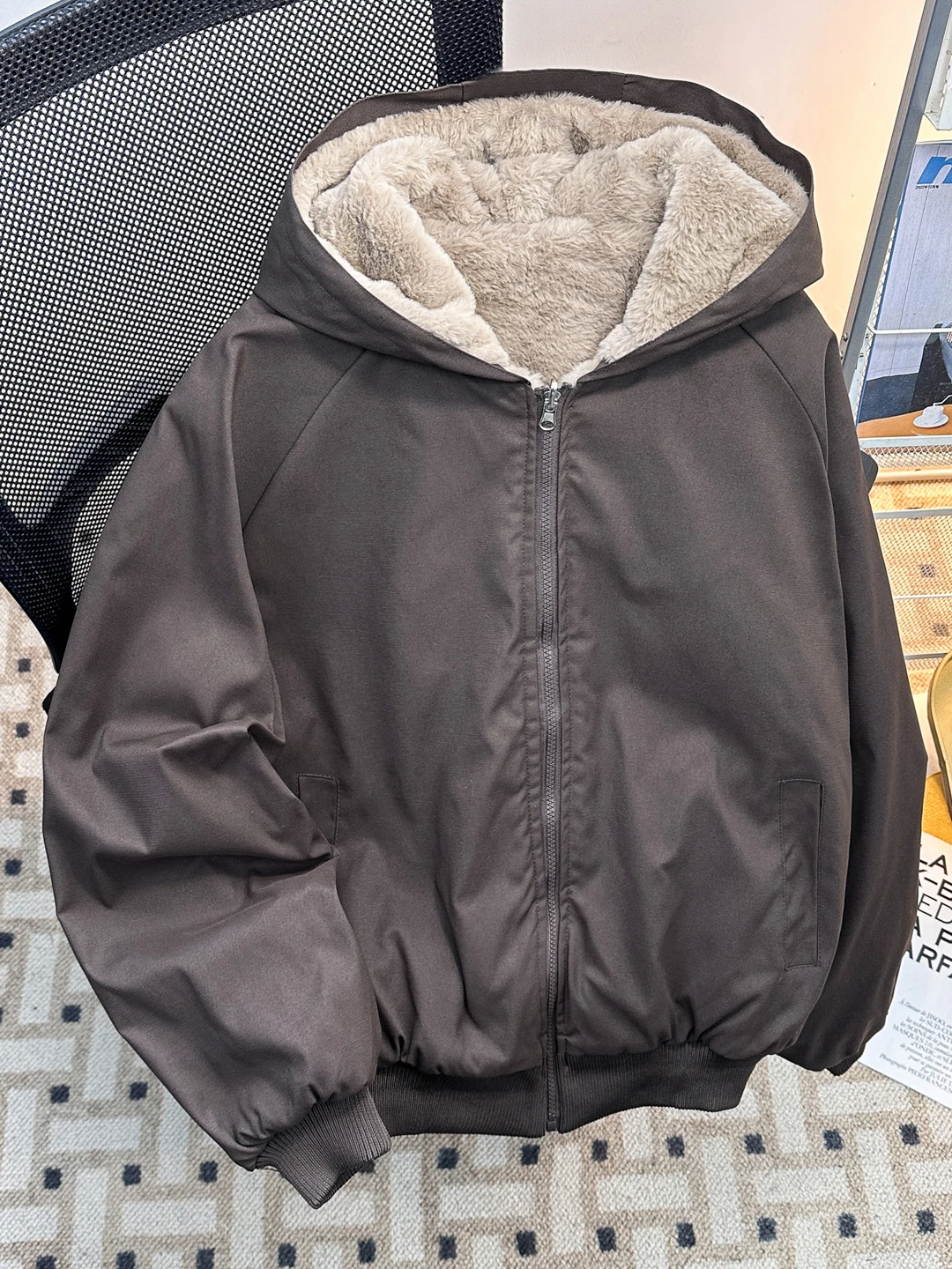 

Двусторонняя одежда Thiened Lamb бархатная хлопковая куртка с капюшоном для мужчин зимнее теплое повседневное пальто для пар американского модного бренда