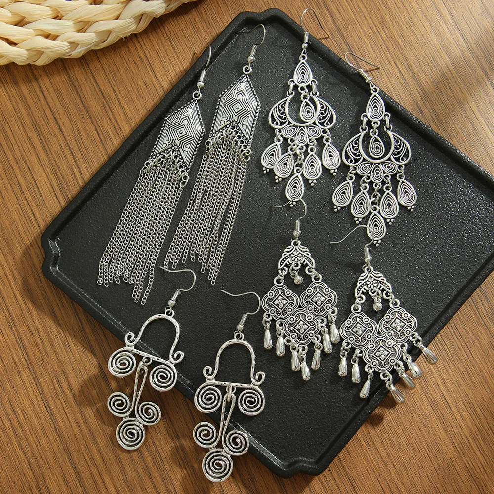 Ethnische Vintage Silberfarbene Elegante Tropfenohrringe für Frauen Kreative Geometrische Quastenohrringe Weiblicher Urlaubsschmuck
