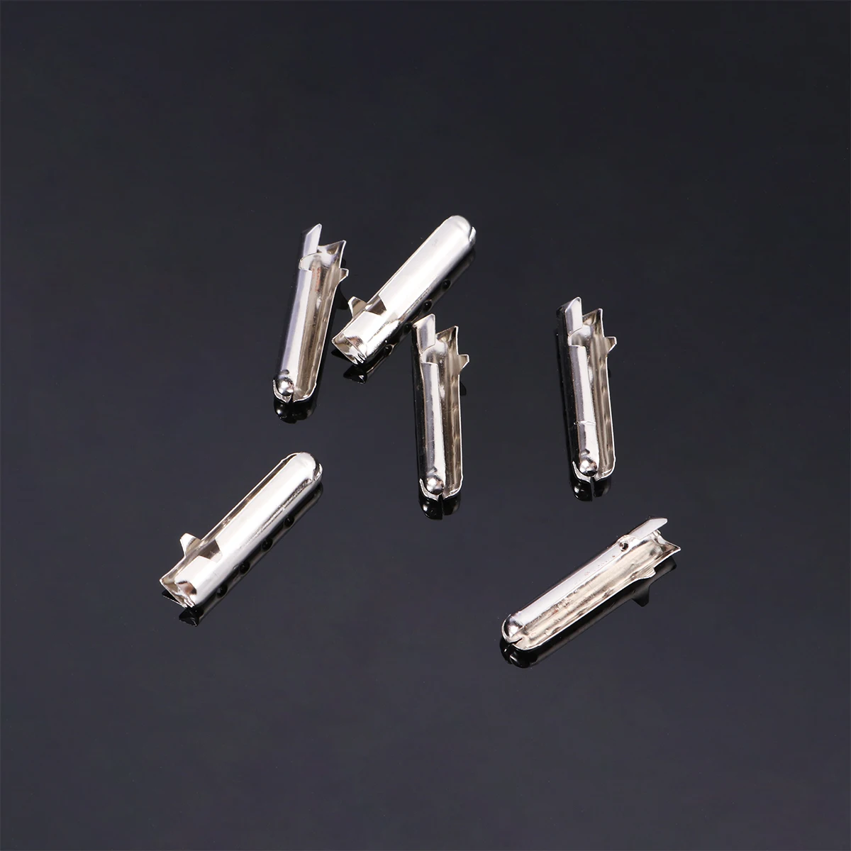 

100Pcs Shoelace Metal Tips Bullet Shaped Shoe Lace Repair Clips for Sneakers Shoe Repair Parts Aglet Tip
