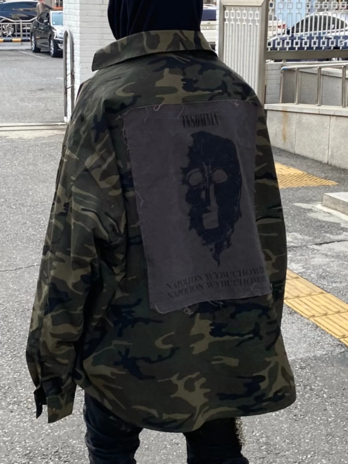 

Парижский Sle Undermycar 23SS камуфляжный винтажный джет с нашивкой irt Ba, свободный крой Long Sve