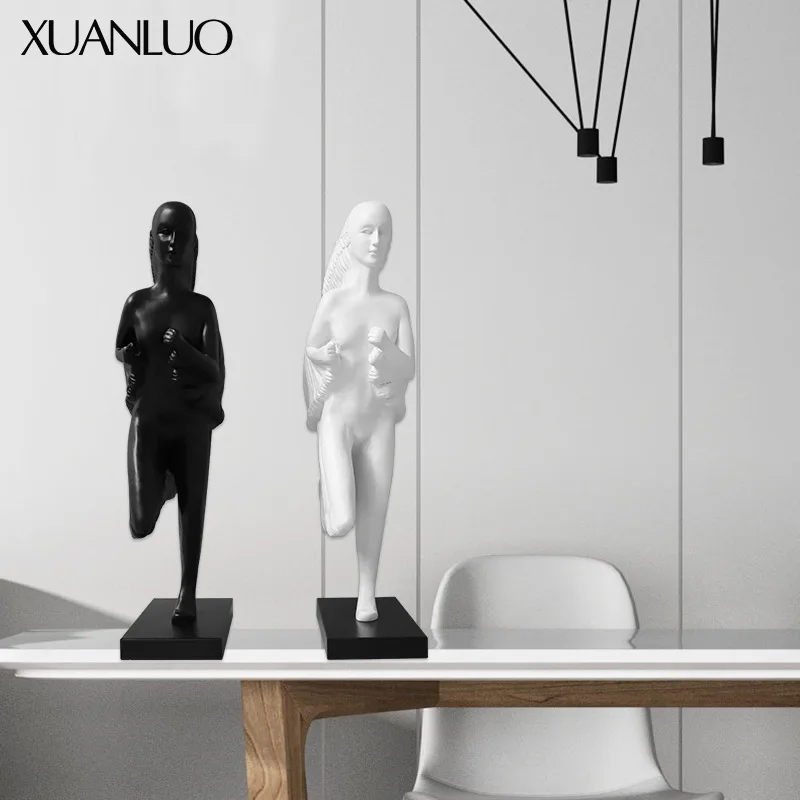 Modern Nordic Minimalist Running Figure Ornamental Figurine Home Decor Figurine Show Flat Living Room Soft Furnishing Accessory