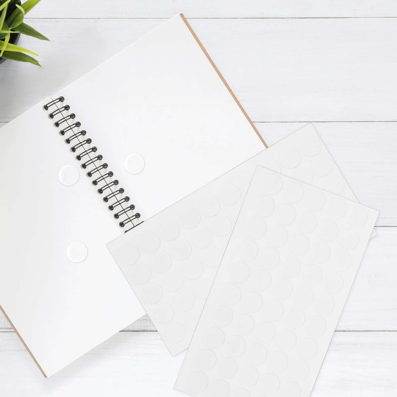 600Pcs Clear Transparent Double Sided Adhesive Dots Removable Sticky Putty Strong Hold for Posters Crafts Balloons Notes