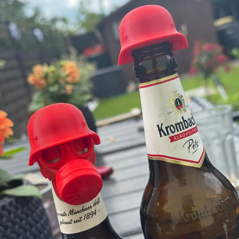 3D Printed Gas Mask Beer Bottle Caps Helmet Dustproof Lid Funny Beer Cap Protector for BBQ Party Beer Enthusiasts Gift