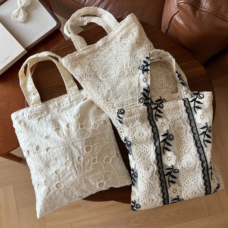 Retro Artistic Lace Embroidery Fabric Tote Bag Vintage Cloth Shoulder Handbag For Women Daily Commute