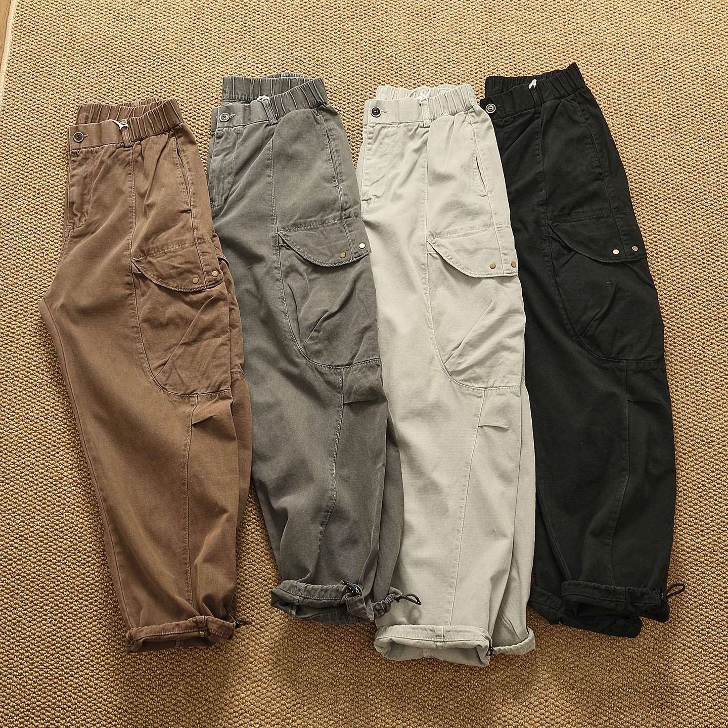 

Faionable Outdoor Men's Work Pants Multiple kets Dstring Adjustable Casual Straight Leg Trousers Durable Cotton