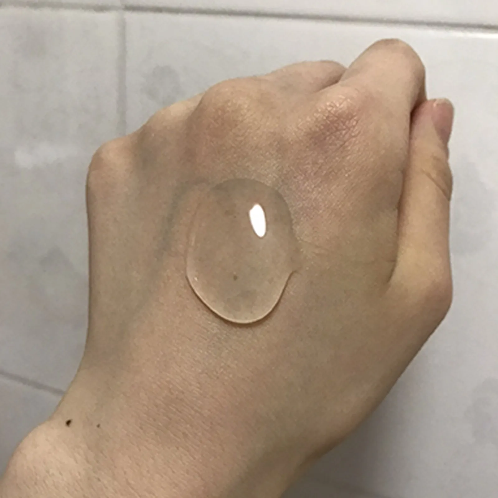 منظف وجه خفيف للنساء ، منظف ، ترطيب ، تنظيف عميق ، خفيف ، عرض