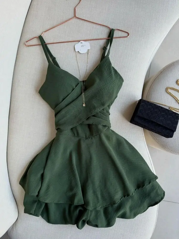 

2025 Summer New Solid Color Dress with Slimming and Waist Cinching Short Skirt for Women's Wear