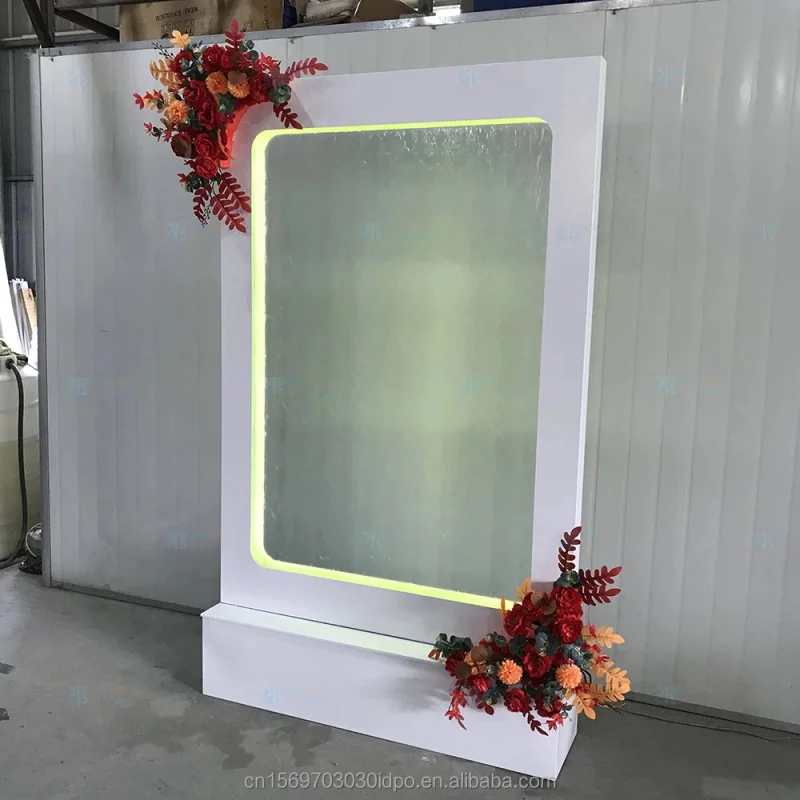 .Modern Style Wedding Waterfall Backdrop Hot Sale with White Background Tempered Glass Metal Stand Event Decoration