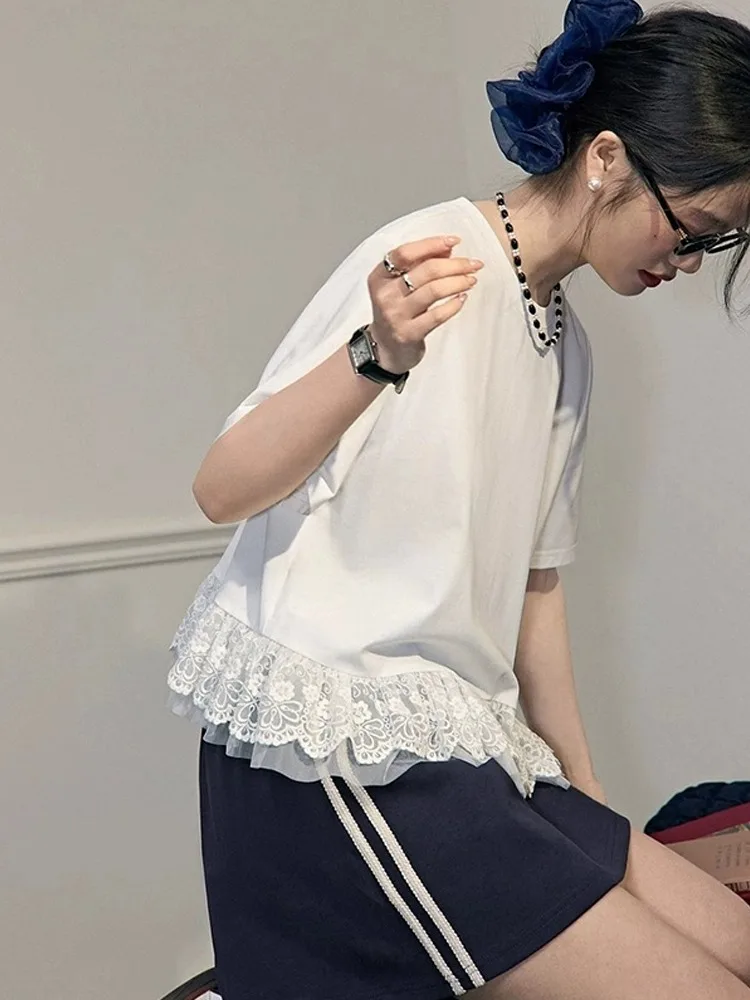 Bluzka damska letnia z falbankami i koronką, prosty krój, luźny krój, styl koreański, idealna do pracy.