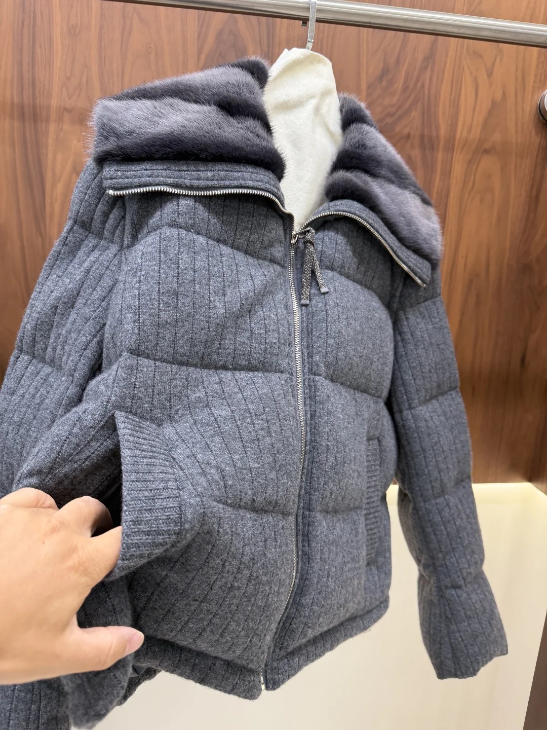 New Autumn/Winter High-Quality Fashion-Casual Women's Knitted Mink and Goose Down Jacket (Model 2026)
