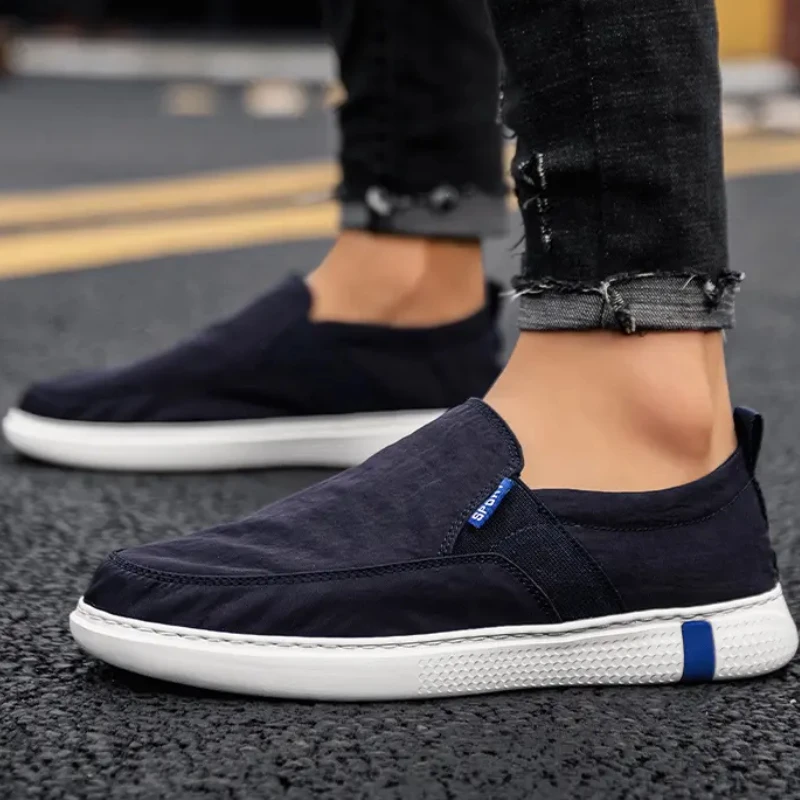 Men's Canvas Shoes Fashion Trendy Round Head Leisure Sneakers Shallow Mouth Non-Slip Slip on Loafers Zapatillas Para Hombre