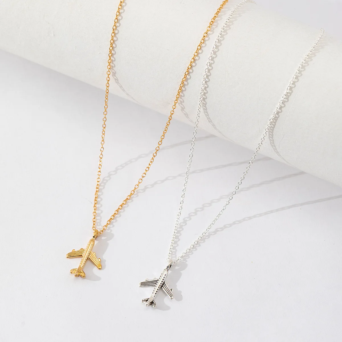 Cute Necklaces Friendship Gifts for Women Personalized Air Plane Pendant Jewelry Accessories Men\'S Clavicle Chains Fashion