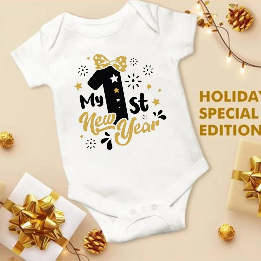 2026 بلدي 1st السنة الجديدة طفلة الصبي الملابس القطن قصير الأكمام ارتداءها السنة الجديدة هدية عيد الميلاد الملابس الوليد السروال القصير