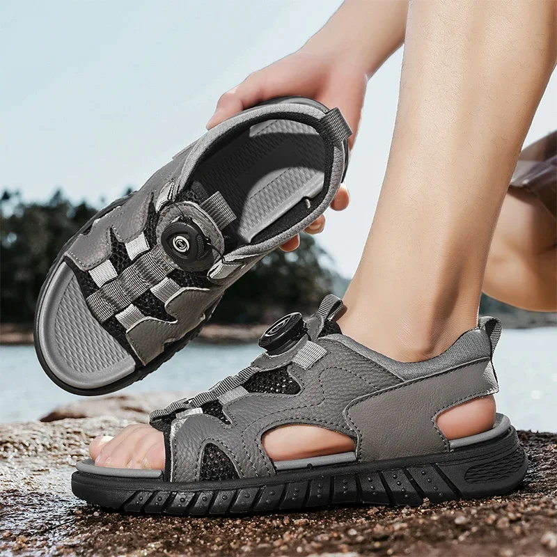 Nuovi sandali da uomo estivi scarpe da trekking traspiranti per uomo sandali da spiaggia per acqua all'aperto uomo campeggio pesca arrampicata Sneakers uomo