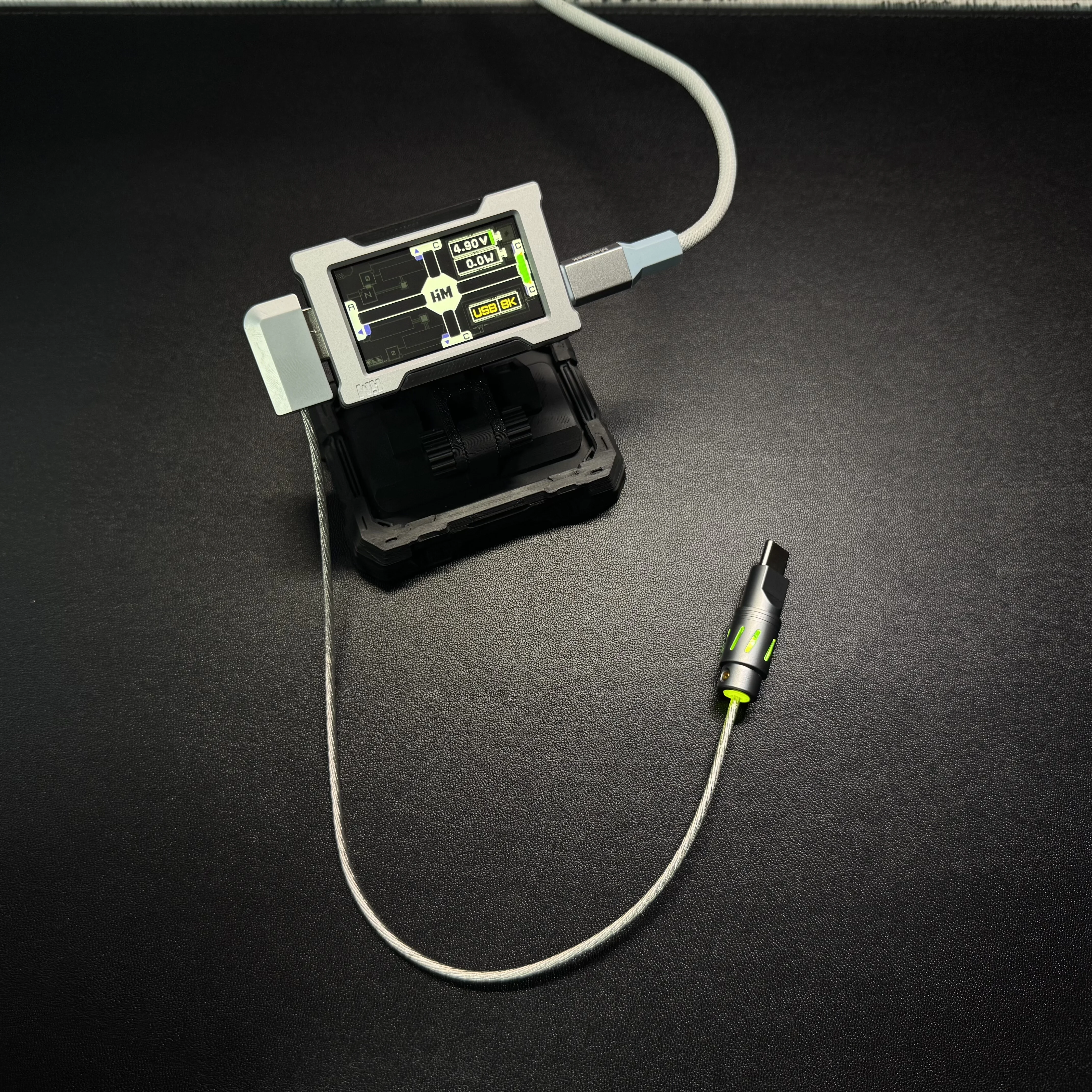 Ultra-fine ultra-soft hub8k data cable, magnetic control switch lamp, keyboard, short line, liquid nitrogen silver wire base