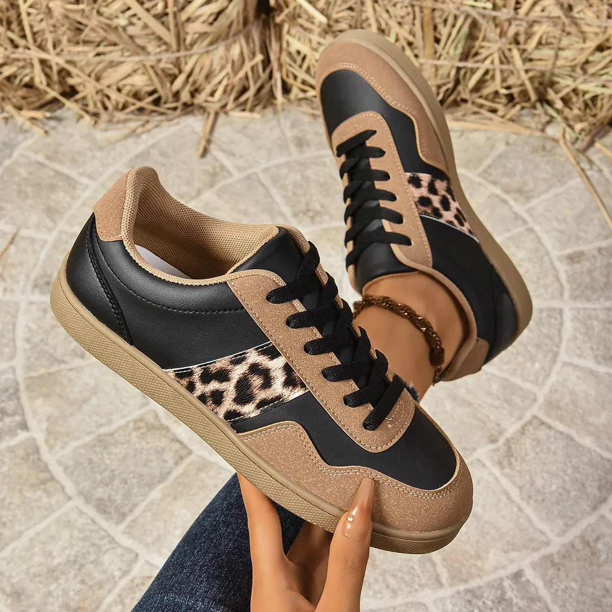 Women Sneakers 2024 New Fashion Luxury Designer Shoes for Women Brand Classical Outdoor Sneakers Casual Women Zapatos De Mujer