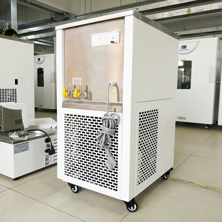 Small laboratory circulating water chiller