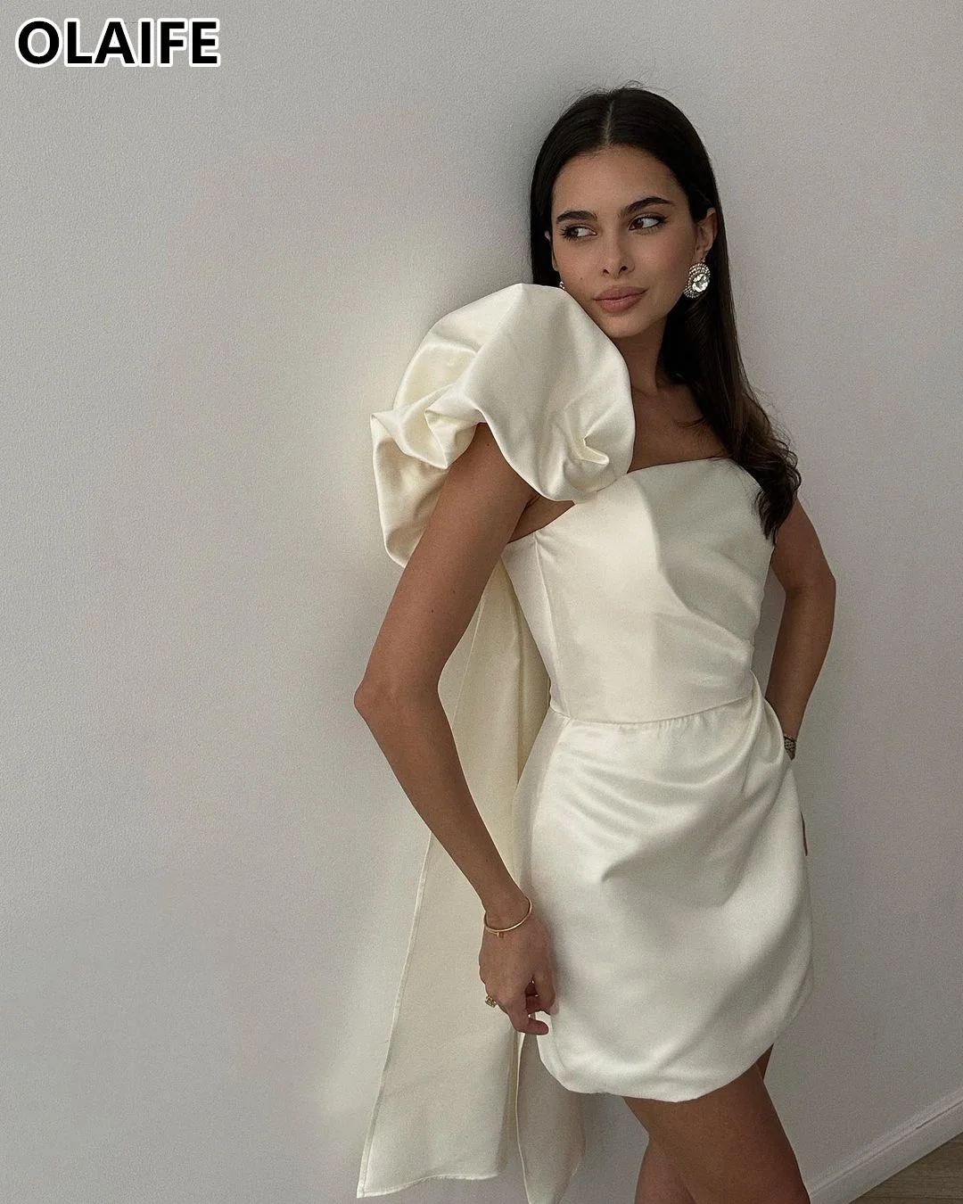 Vestidos blancos de satén para mujer, traje de sirena para fiesta de graduación, vestidos cortos de graduación