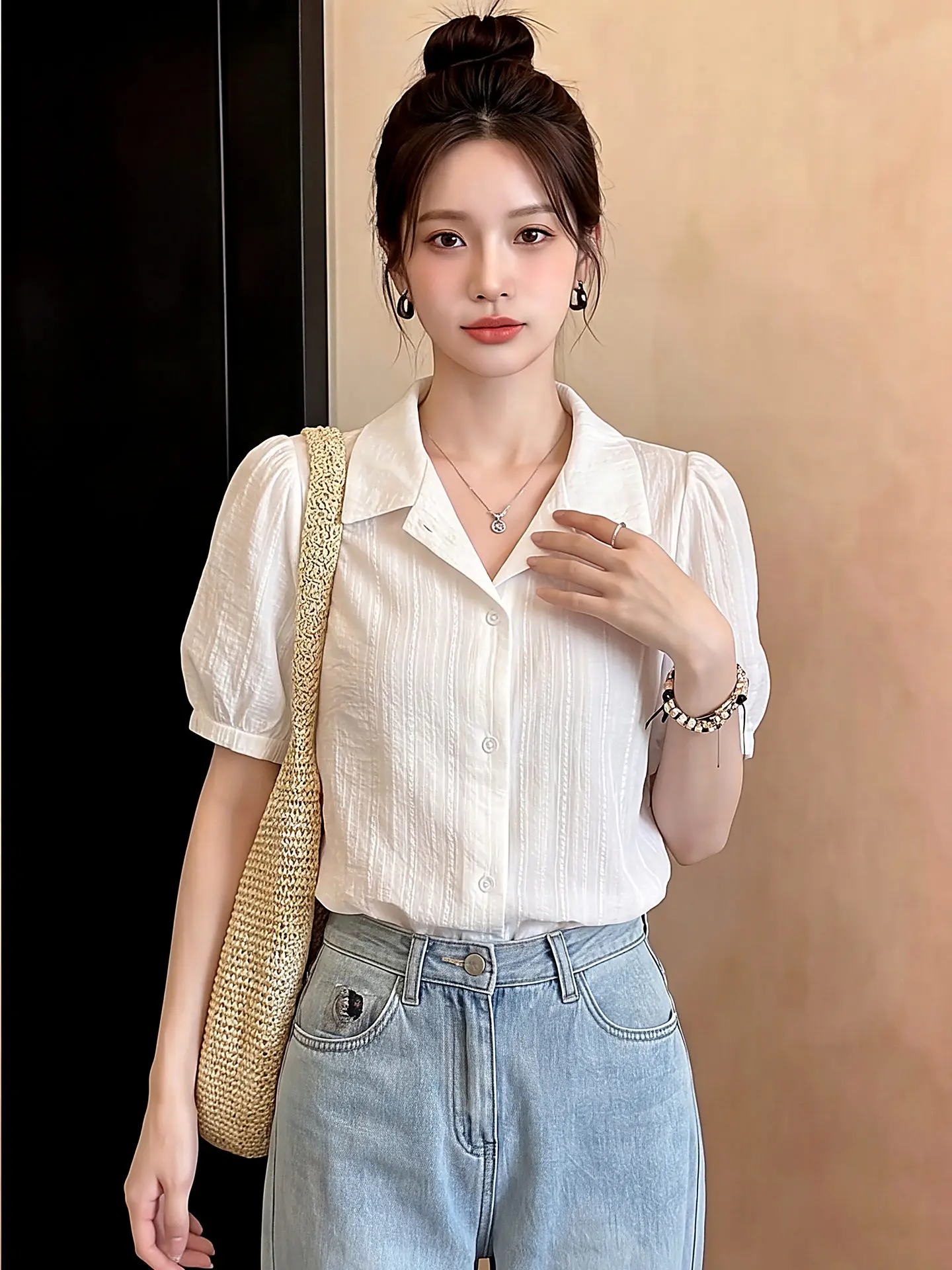 Elegant White Lace Trim Short Sleeve Shirt Women's Summer Fashionable Top Korean Style Bubble Sleeve Breathable Thin Fabric