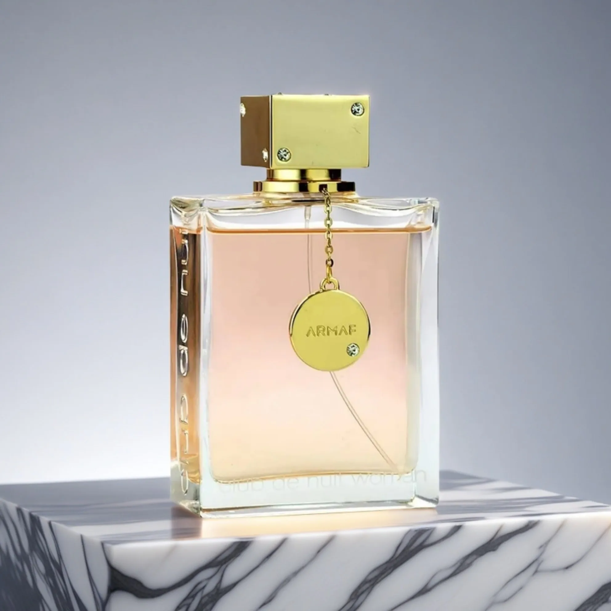 

Armaf Club de Nuit Woman EDP: Luxe Gold Cap & Charm, Modern Feminine Scent for Daily Wear