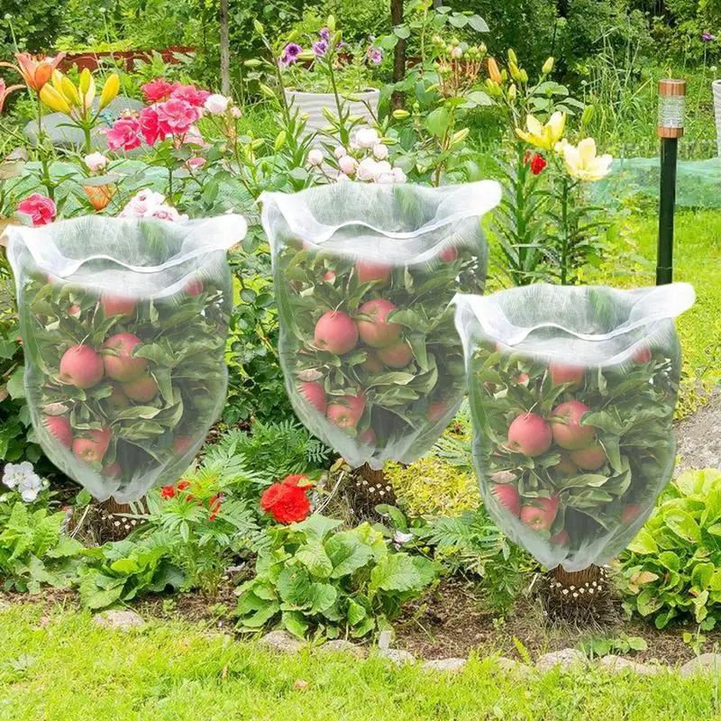 Сетка для защиты сада от томатов