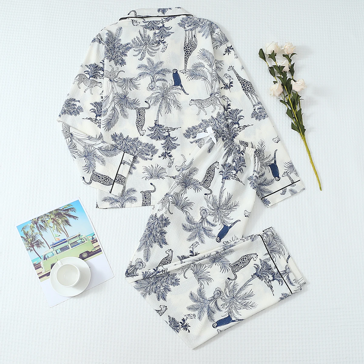 Two-Piece Comfortable Set with Palm Tree and Giraffe Print, Button-Down Top with Bow and Long Pants, Women's Pajama Loungewear Set Suitable for Home Use