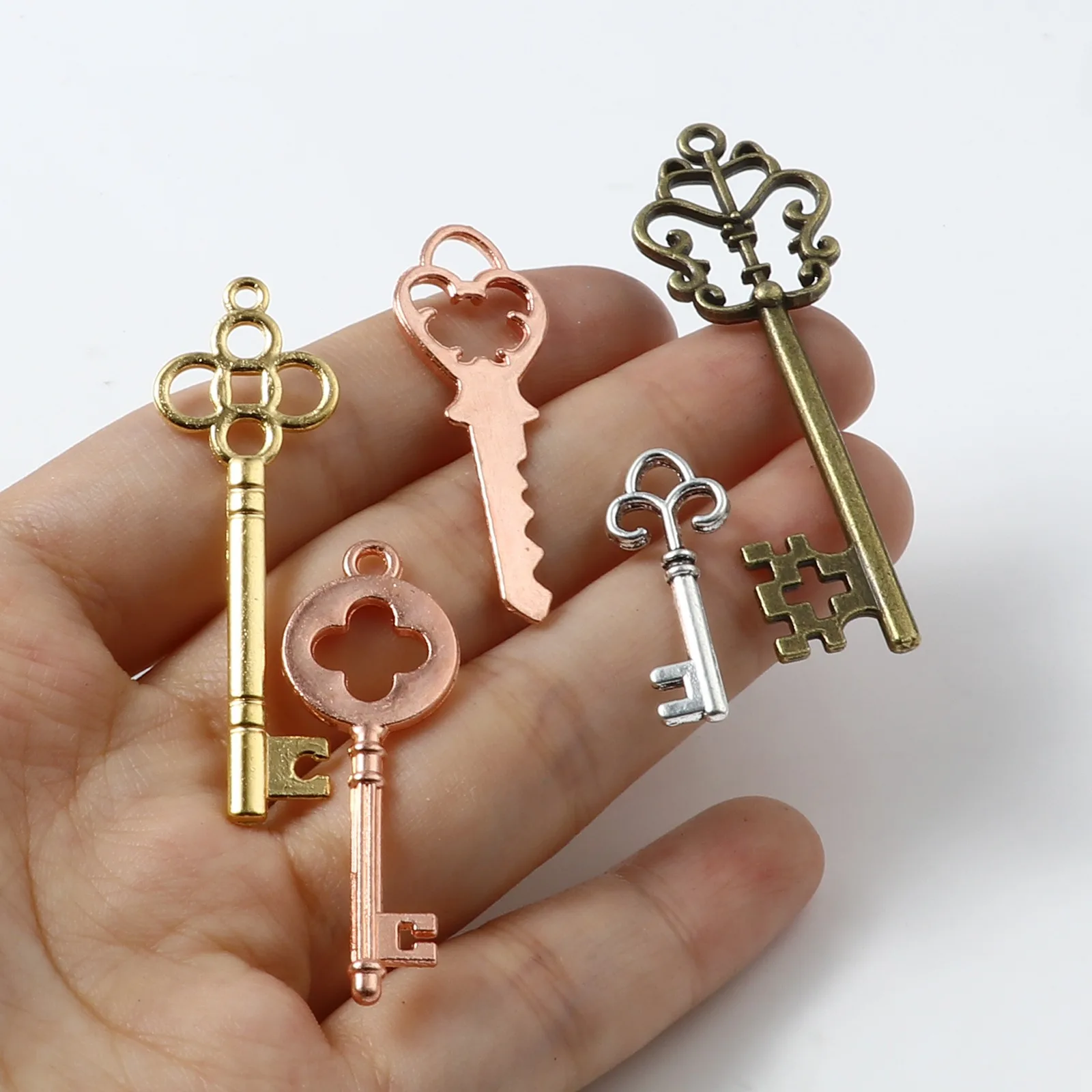 13PCs/Set Vintage Key Charms Pendants Multicolor Fixed Mixed Metal Charms DIY Necklace Earrings Handmade Jewelry Making Supplies