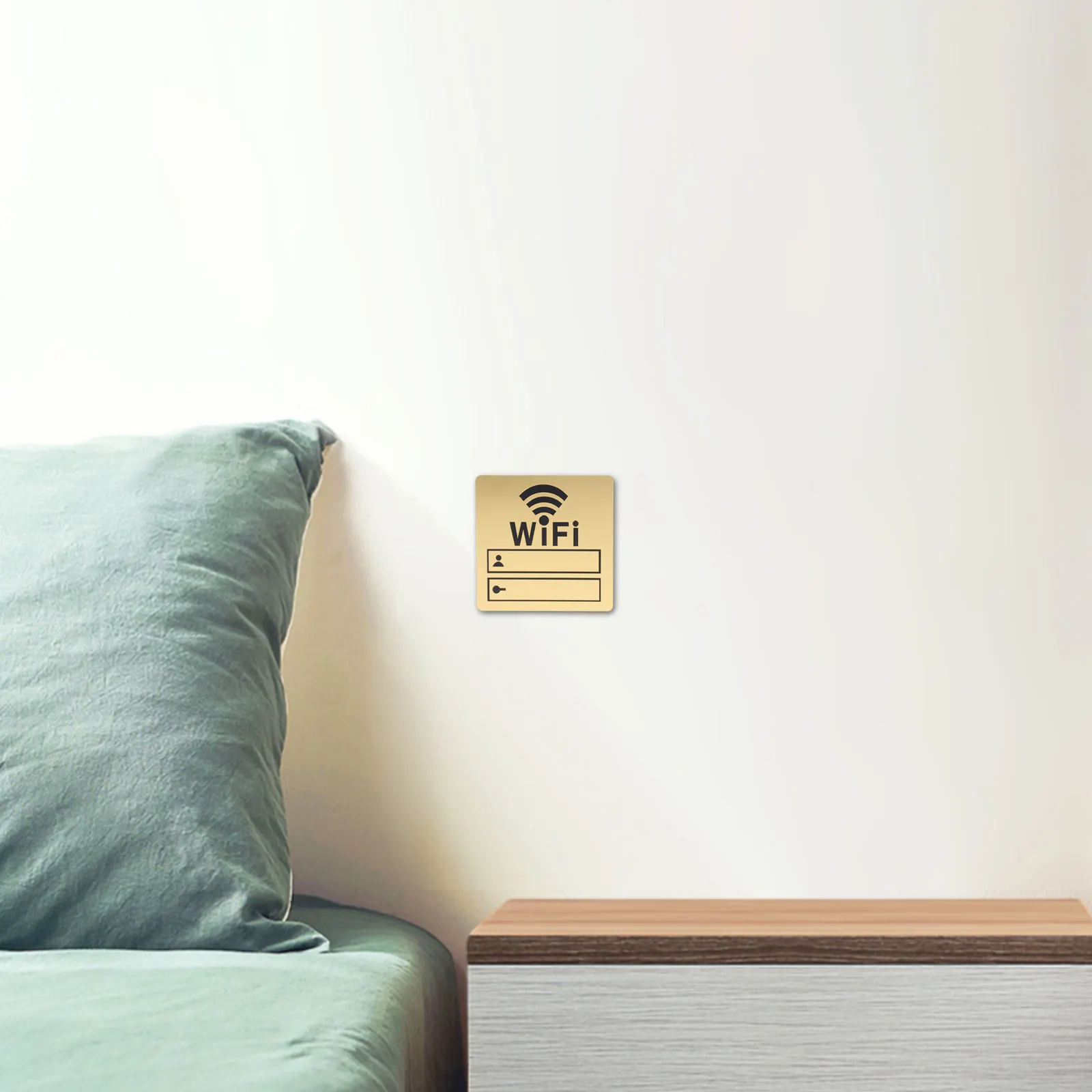 

Наклейка на стену с Wi-Fi логотипом из прозрачного акрила для бизнеса, ресторанов, офисов, салонов, сетевых заведений.