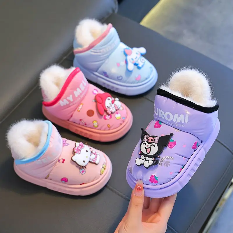 Sanrios invierno niño incluye zapatos de algodón con tacón niño niña mantener caliente Anime Kuromi Kawaii dibujos animados terciopelo botas de algodón antideslizantes