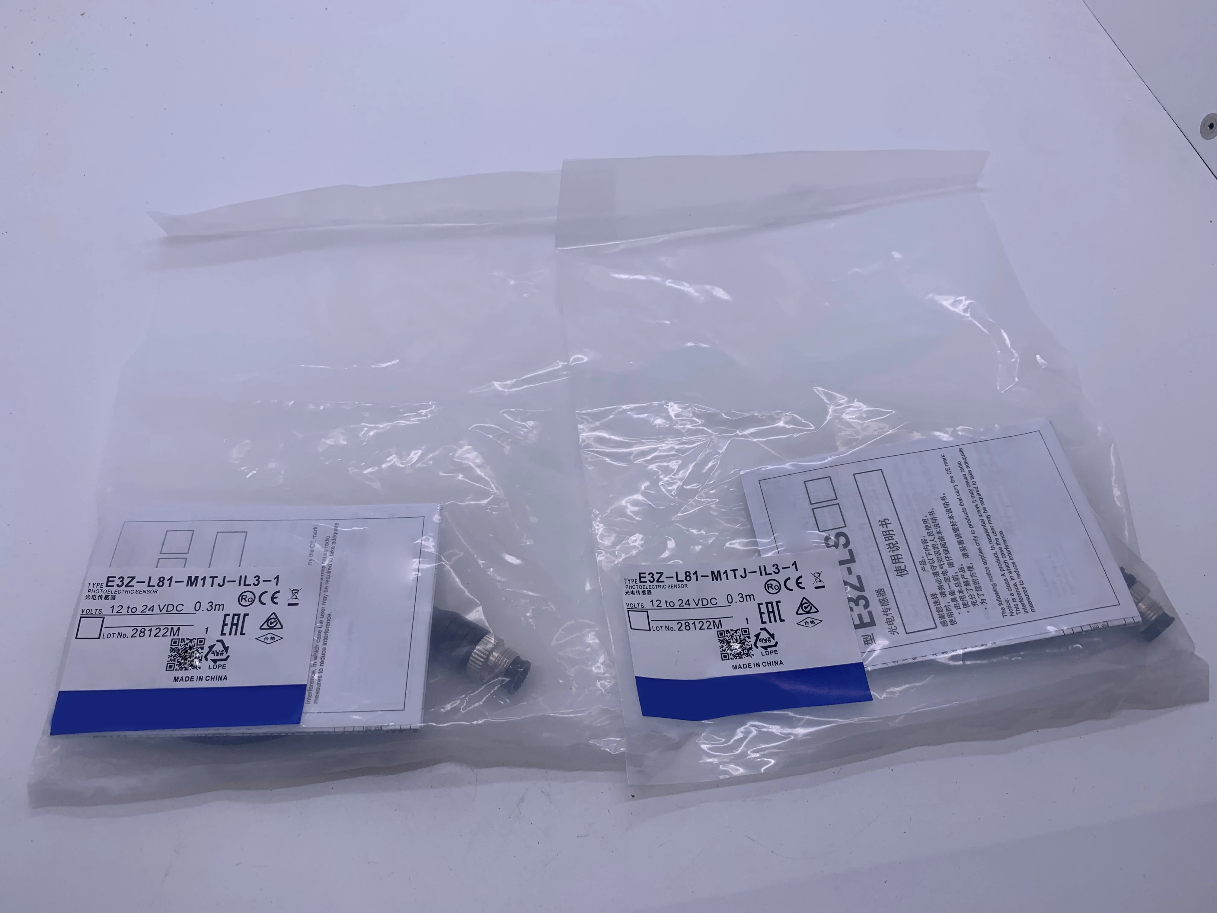 

In Stock New Photoelectric Switch Sensor E3Z-L81-M1TJ One-year Warranty High Quality Seller