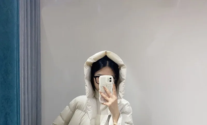 Women's Winter Parka Coat 2026 High-grade Warm Hooded Ladies Outerweat Fashion Loose Temperament Lady Short Down Cotton Jacket