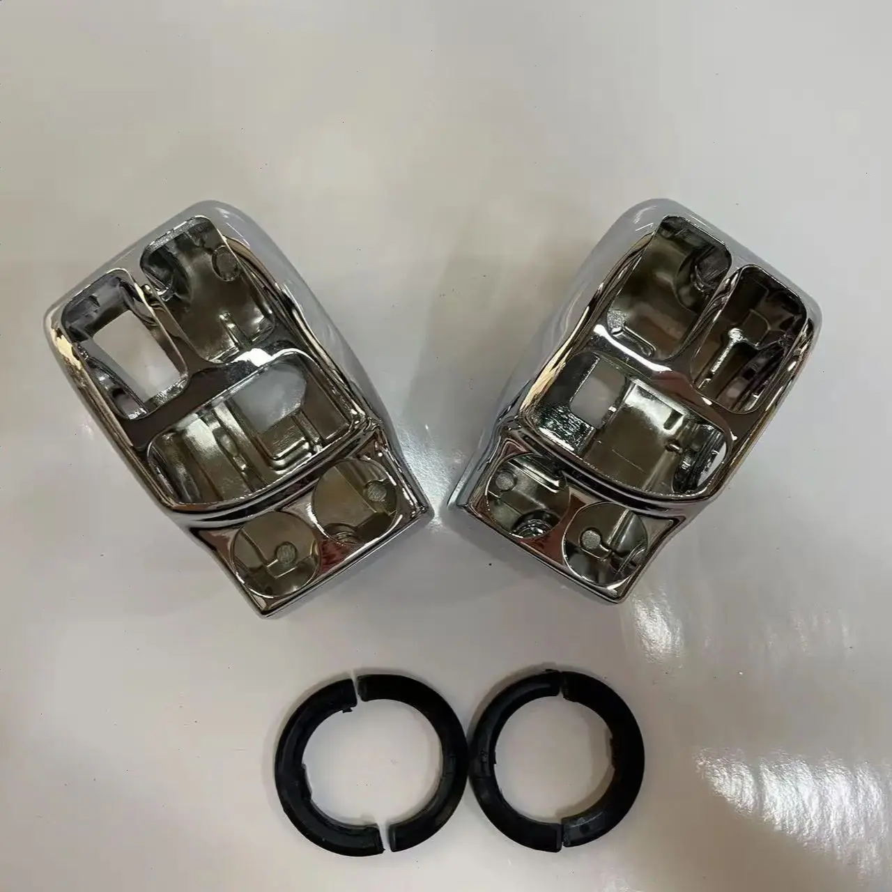 

For Harley 2014-Later Touring Trike models Motorcycle Accessories Handlebar Control Switch Housings Aluminum