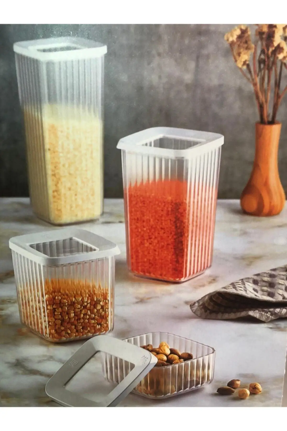 

DOLBOVI square slice storage container with 4