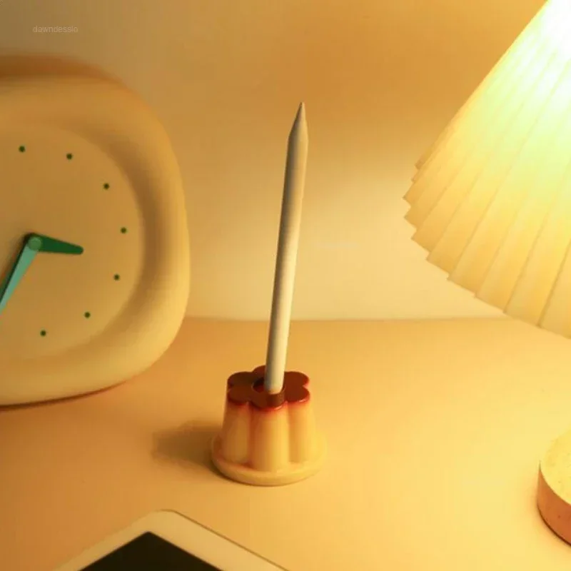 1pc Cute Pen Holder Student Cute Cartoon Creative Desktop Ornament Pudding Jelly Shape Pen Hole Pencil Slot Pencil Storage Stand