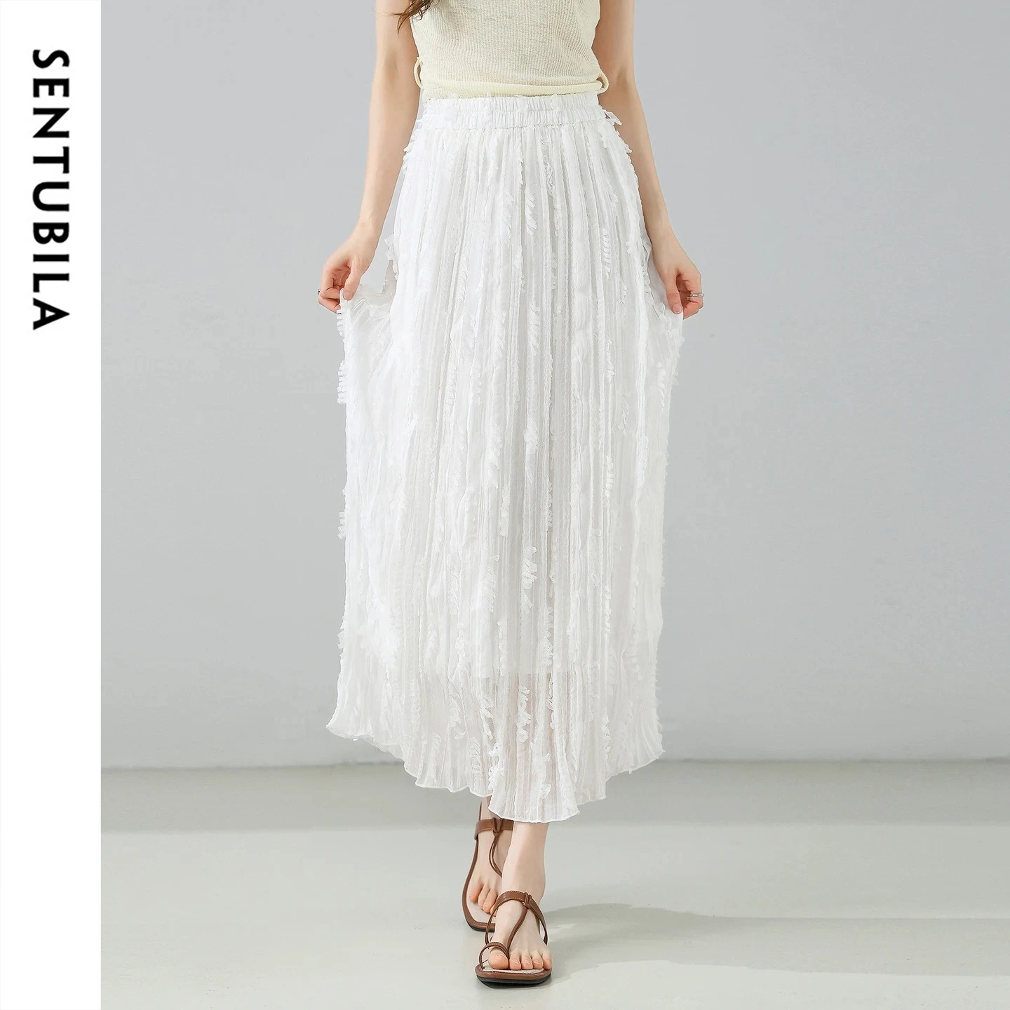 SENTUBILA White Commute Pleated Long Skirt Women 2026 Summer 3D Textured Pleated Elastic Waist A-Line Maxi Skirt Q62QB7207