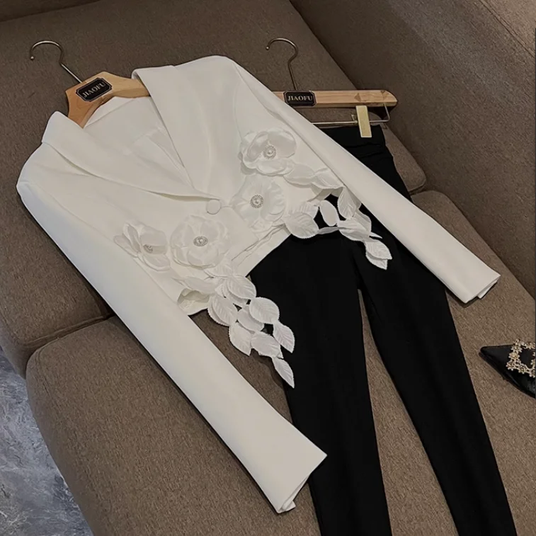 Designed Elegant Style Lady Fall All Seasons Long Sleeve Short Coat Solid Flower Decorations Women Blazer