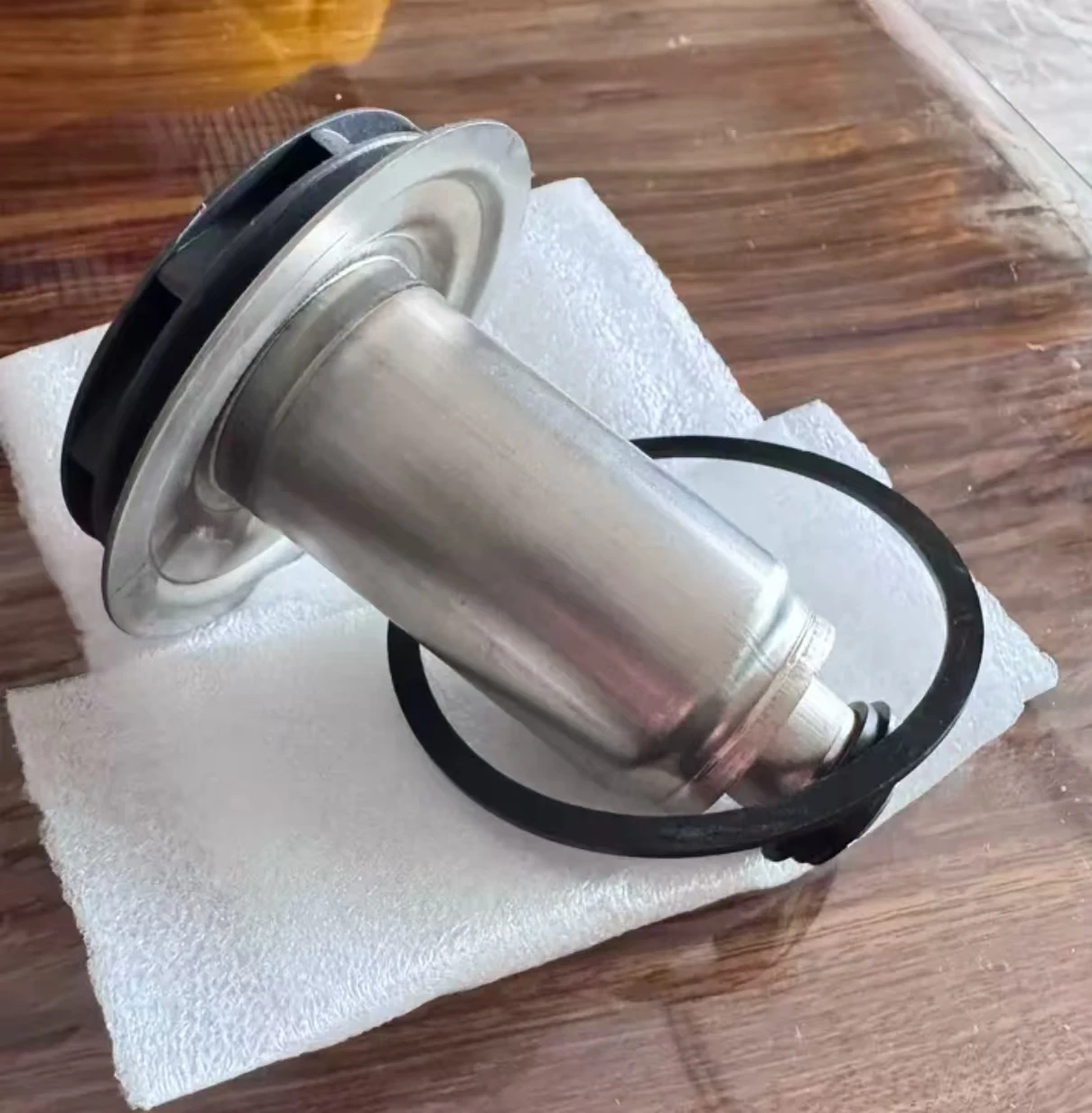 chaudiere-a-gaz-pompe-de-circulation-d'eau-dans-le-sens-des-aiguilles-d'une-montre-moteur-rotor-lame-d'eau-puissance-applicable-118w-vaillant303-07