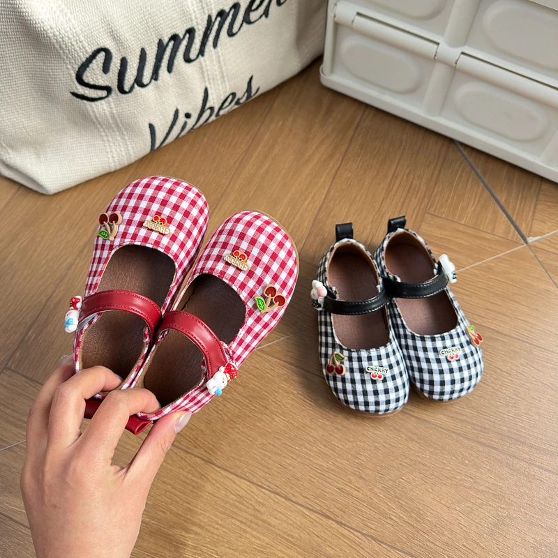 

Детские туфли без каблука с круглым носком на липучке, кожаные туфли для девочек, милые туфли-принцессы с зайчиком, новинка 2026 года, повседневная детская обувь на липучке