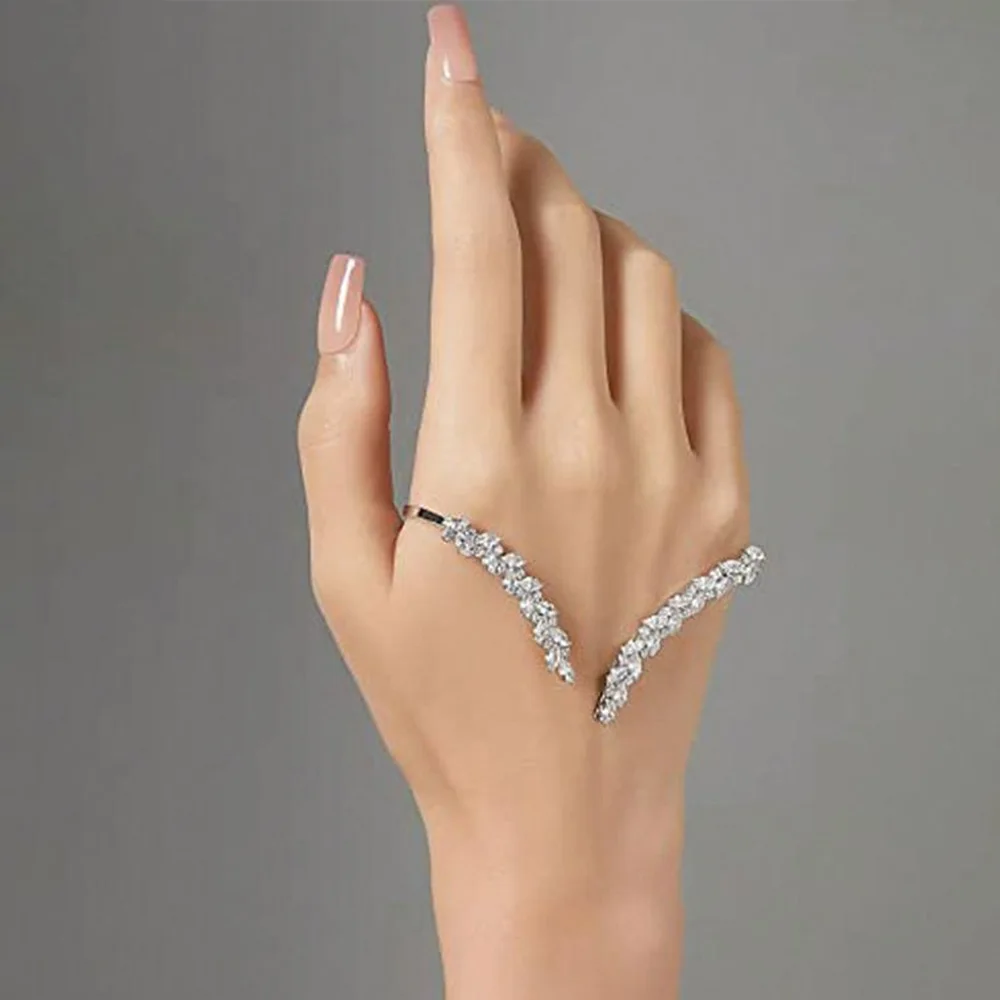 V Shape Palm Bracelet for Women Rhinestone Hand Harness Sparkly Elegant Chic Glam Minimalist Party Jewelry Present Box Packaging