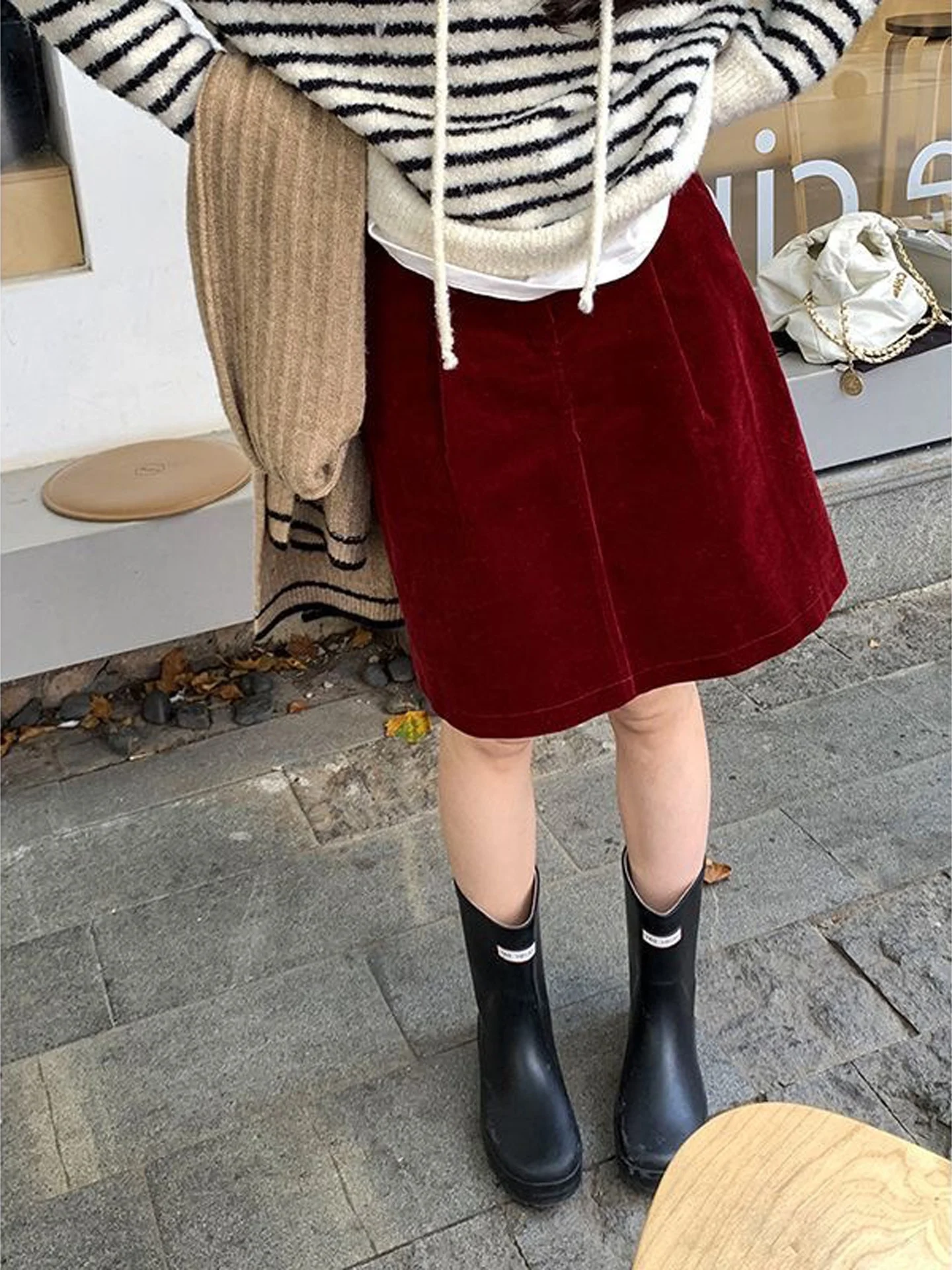 American Retro High Waist Red Corduroy Skirt Women's Loose Slimming Short Skirt Autumn New Style Fashionable A-Line Skirt