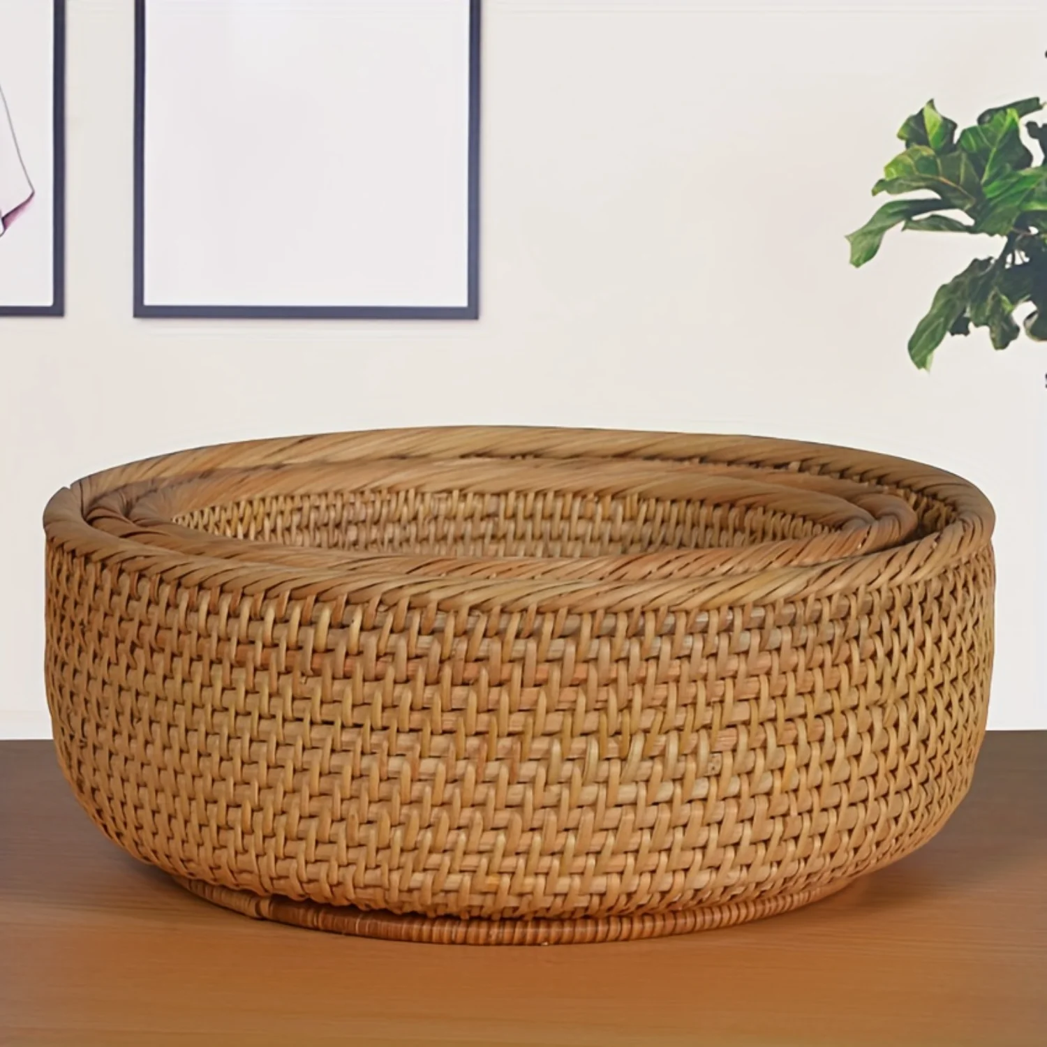 1PC Round Rattan Fruit Basket, Woven  Bowl, Keychain Stackable Shelving  Tabletop Natural Basket Made Of Natural Rattan , Hand W