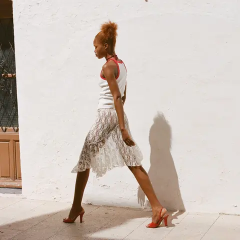 ज़िंगकिंग 2024 लेस स्कर्ट महिलाओं के लिए सफ़ेद पारदर्शी फ्लोरल लेस लो वेस्ट मिडी स्कर्ट y2k एस्थेटिक फेयरीकोर बीच स्कर्ट क्लबवियर 10 best sales मिडी स्कर्ट y2k - №8