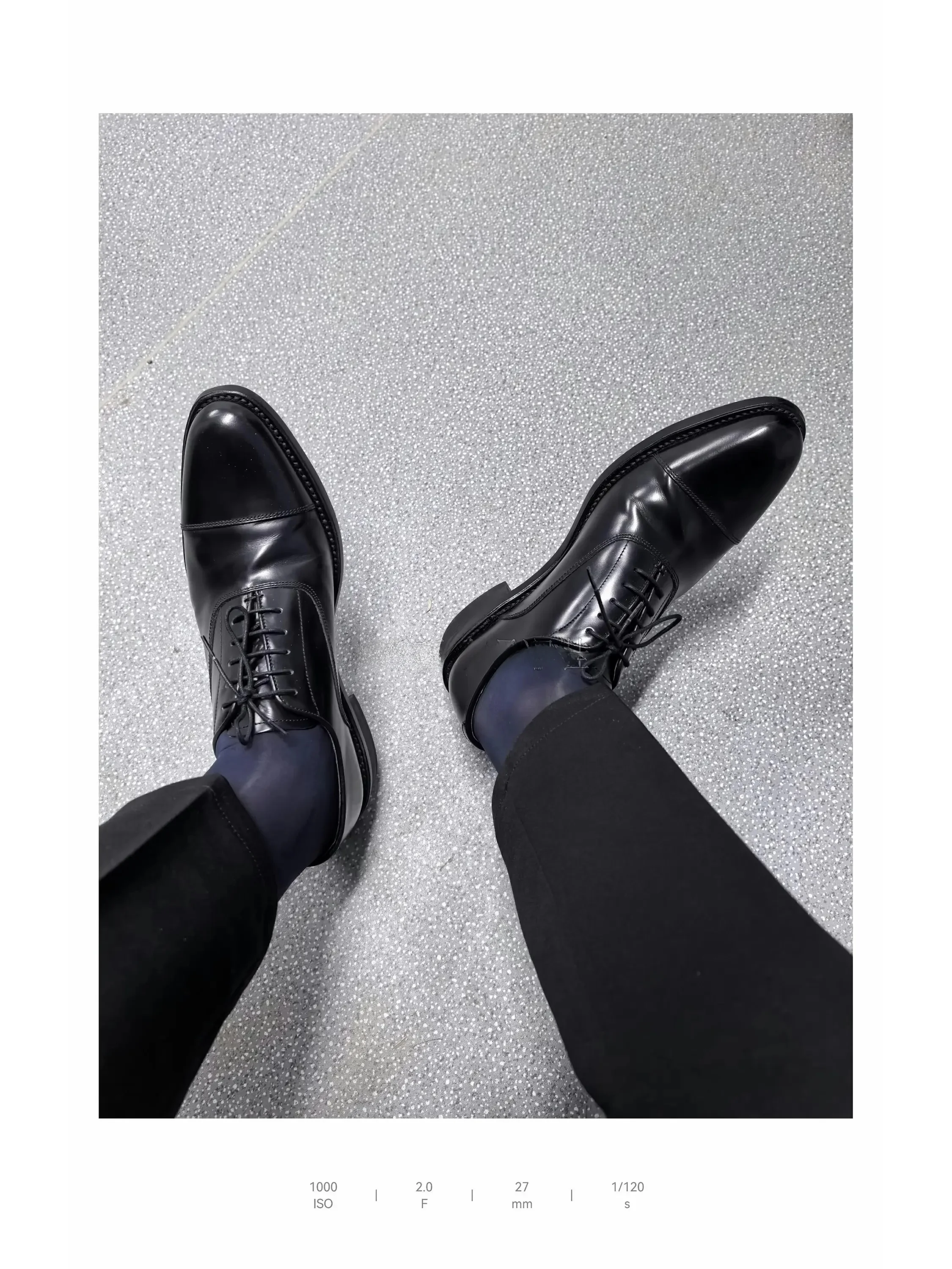 Groom's Fashionable Oxford Shoes Bright Leather Men's Shoes Business Formal British Style  Shoes Low Heel Sharp Point