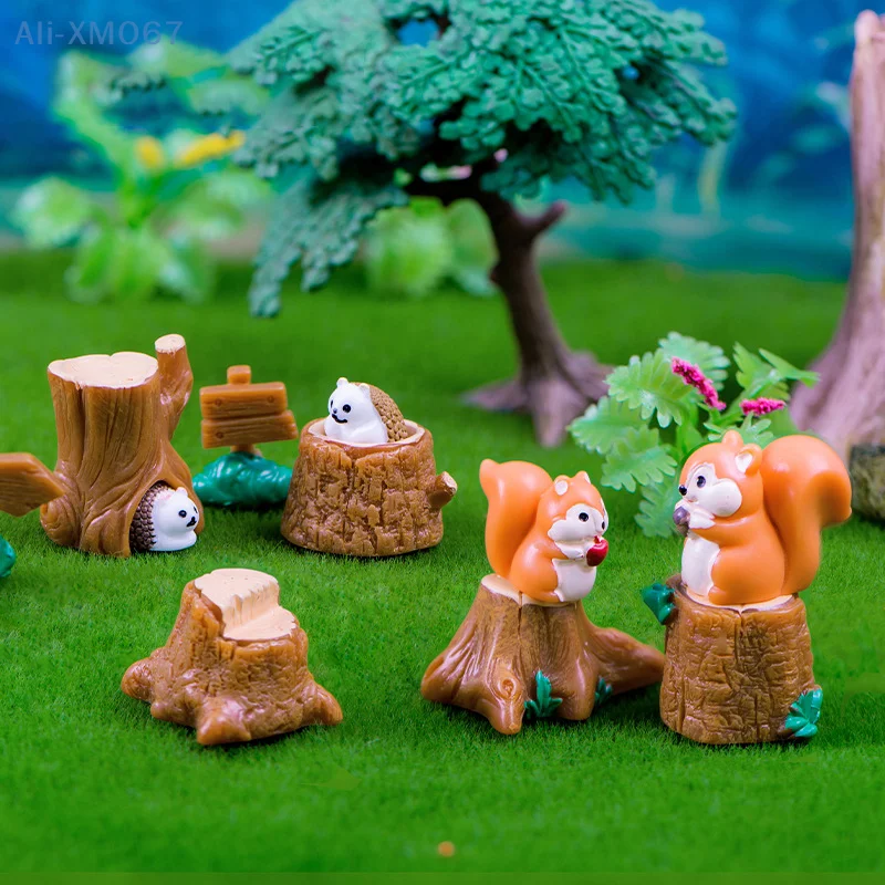 Miniature Figurine Cute Cartoon Squirrel Hedgehog Ornaments Home Decoration Kawaii Animal Craft Room Desk Decor Small Gift