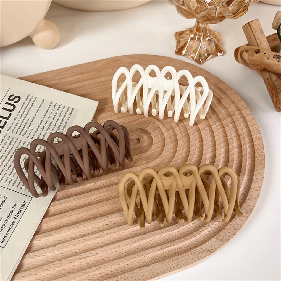 1Pcs Fashion Solid Large Hair Claws Elegant Claw Hairpins Barrette Hair Crab Hair Clips for Women Girls Hair Accessories Gifts