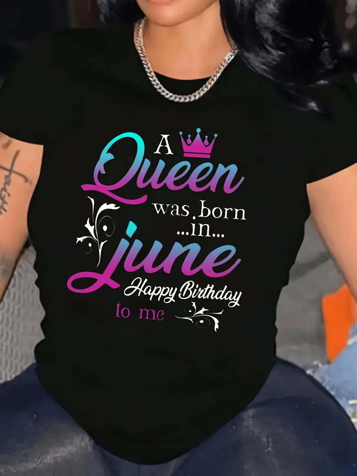 Camiseta con estampado que celebra el cumpleaños de una reina en junio, perfecta para uso diario informal. Es el Regalo Ideal para el Día de la Madre para la Mejor Mamá.
